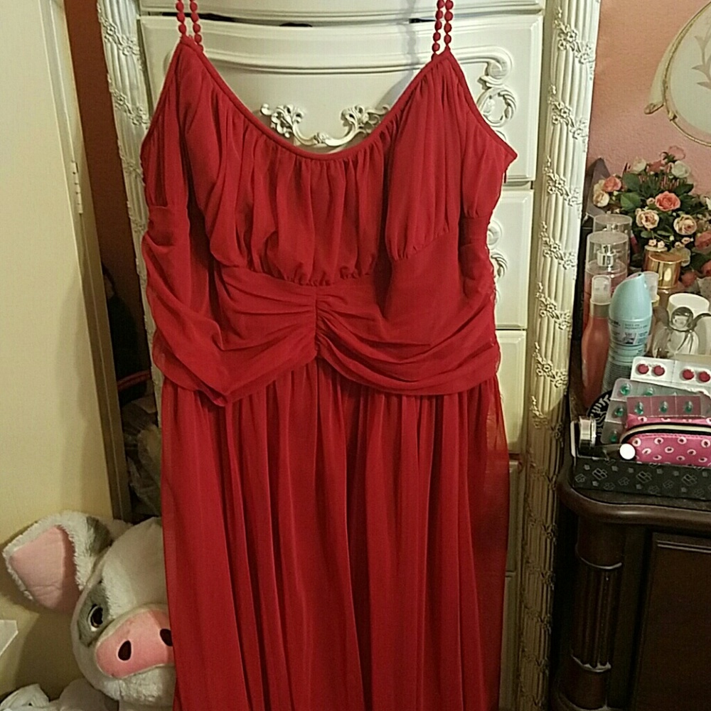 Retro red dress